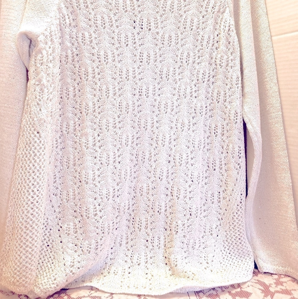 🆕️Ladies sweater​ - Picture 2 of 3